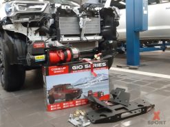 Toyota Hilux 2020- (рестайлинг) Комплект с лебедкой Comeup GIO100s